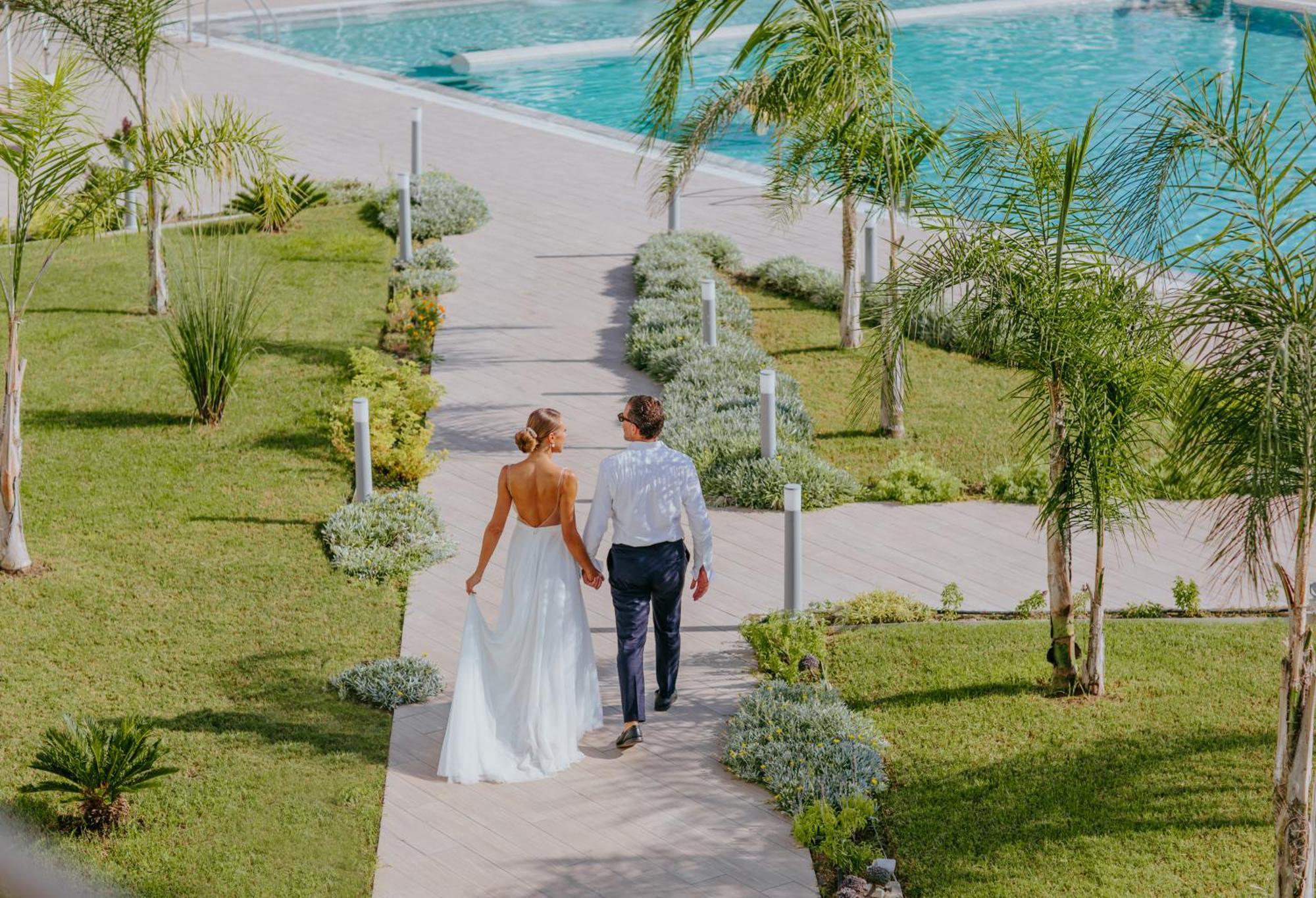 Ivi Mare - Designed For Adults By Louis Hotels Geroskipou Ngoại thất bức ảnh Wedding at the resort