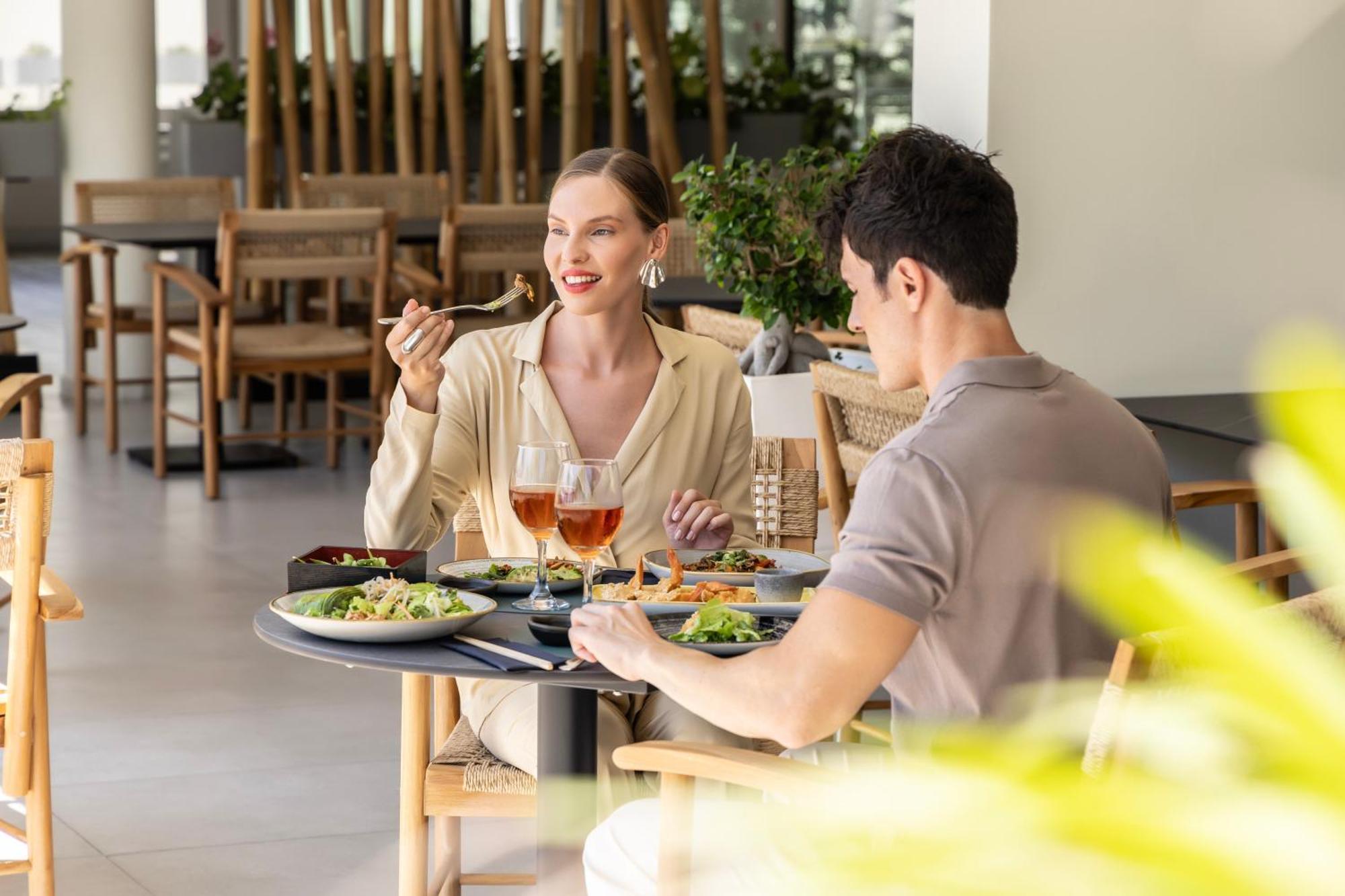 Ivi Mare - Designed For Adults By Louis Hotels Geroskipou Ngoại thất bức ảnh Restaurant