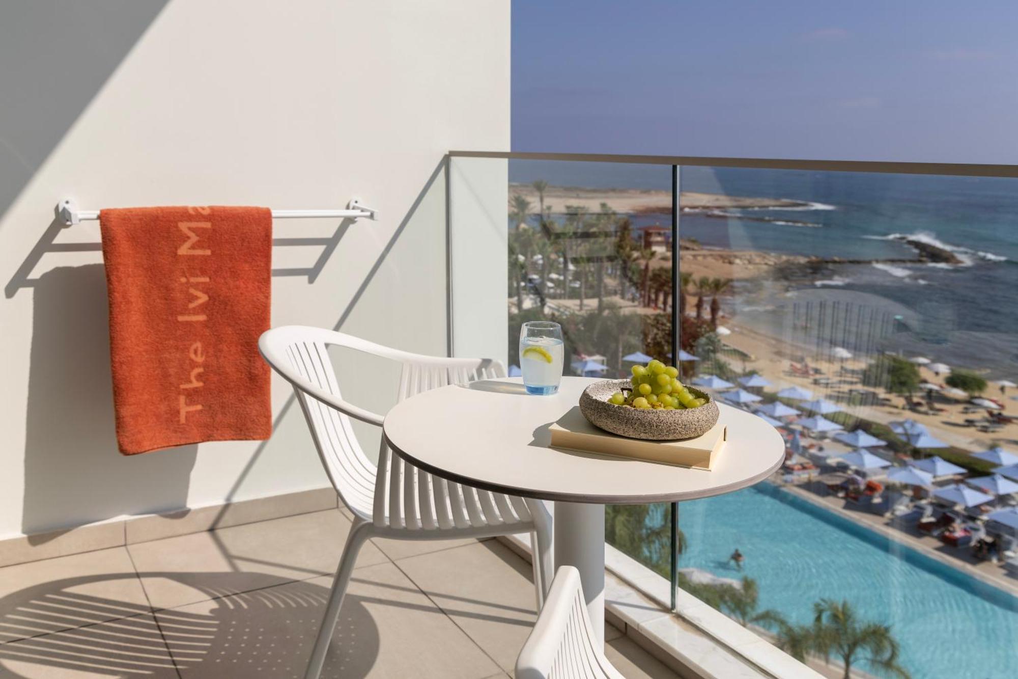 Ivi Mare - Designed For Adults By Louis Hotels Geroskipou Ngoại thất bức ảnh The View